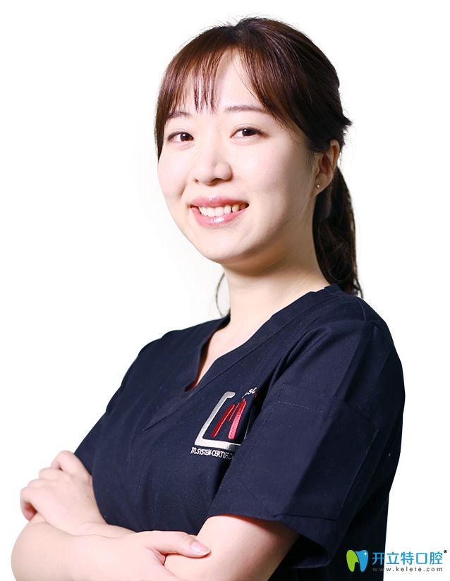 重慶維樂口腔少兒口腔?？漆t(yī)師蔡洋伊