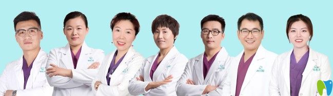 維嘉口腔醫(yī)生團隊